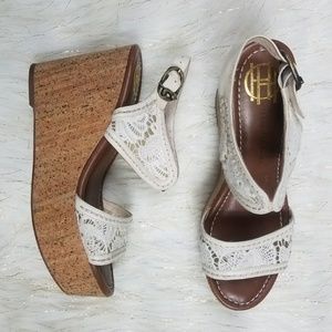 House of Harlow 1960 Gladys White Wedges Boho